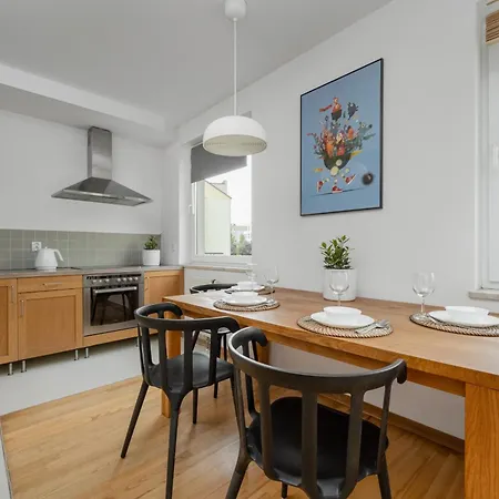 Appartement Beautiful In For 4 People By Rent Like Wrocław